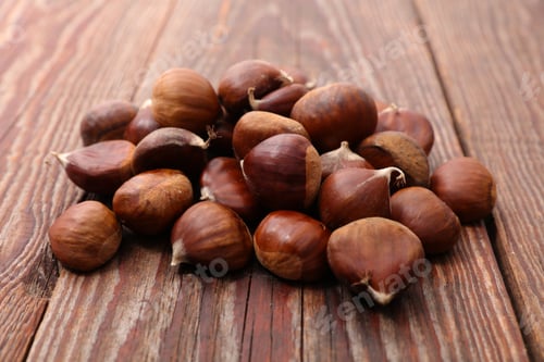 Preview: Fresh Chestnut On Wood Background