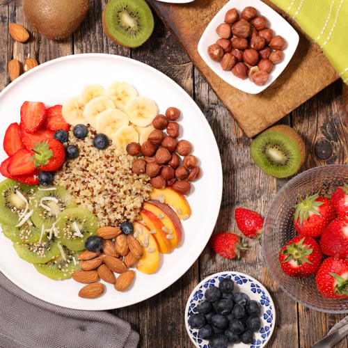 Preview: Healthy Breakfast With Quinoa And Fruits