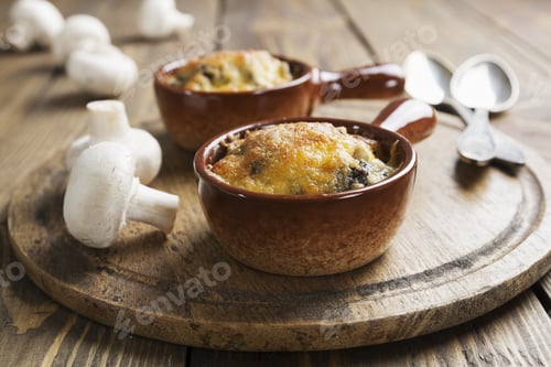 Preview: Mushrooms Baked With Cheese Crust In Cocotte