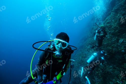 Preview: Diver Underwater