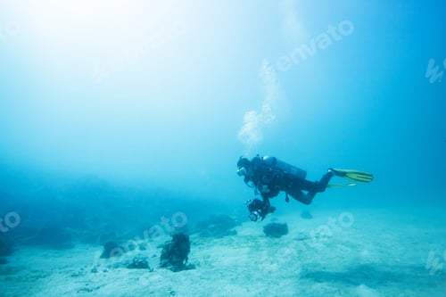 Preview: Diver Underwater