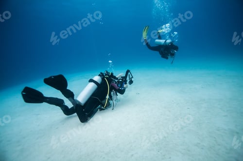 Preview: Diver Underwater