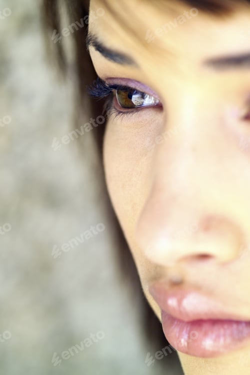Preview: Extreme Close Up Of Woman'S Face