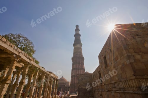 Preview: Minaret And Colonnade Of The Qutub Minar, New Delhi, India, South Asia