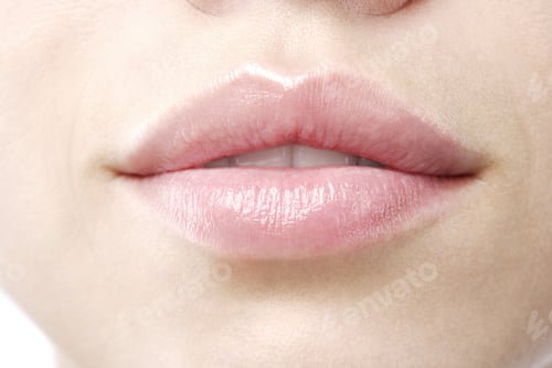 Preview: Close-Up Of Young Woman'S Mouth