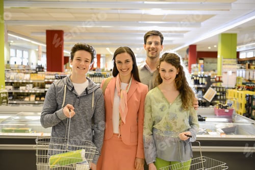 Preview: Family Shopping In An Organic Grocery Store, Portrait