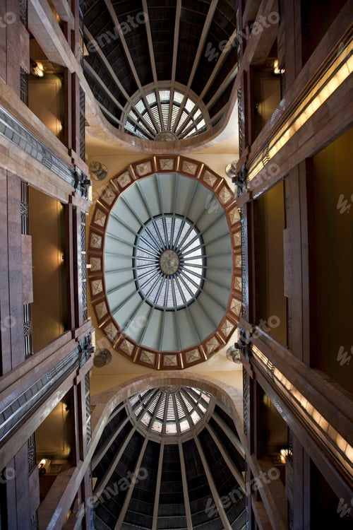 Preview: The Palacio De Bellas Artes (Palace Of Fine Arts) Mexico City, Mexico.