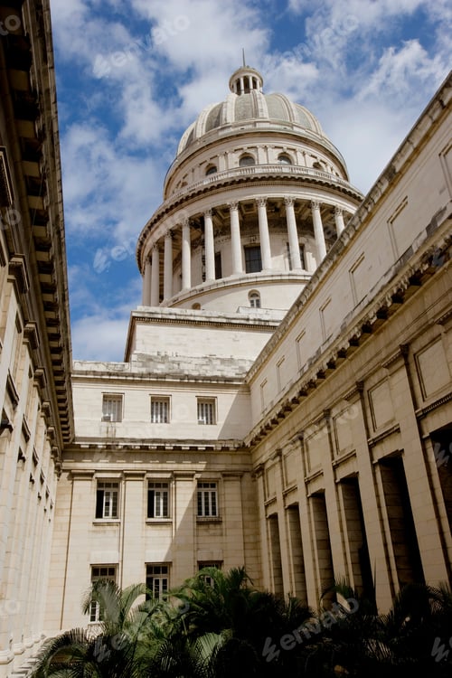 Preview: Courtyard And Gardens Of Capitol Of Havana, Cuba