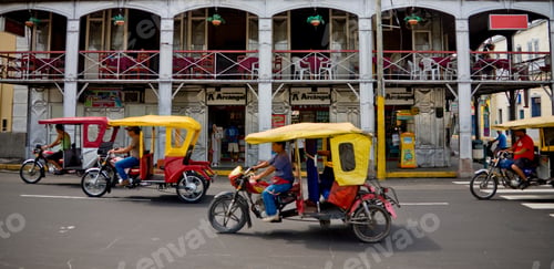 Preview: Auto Rickshaws In Iquitos, Peru