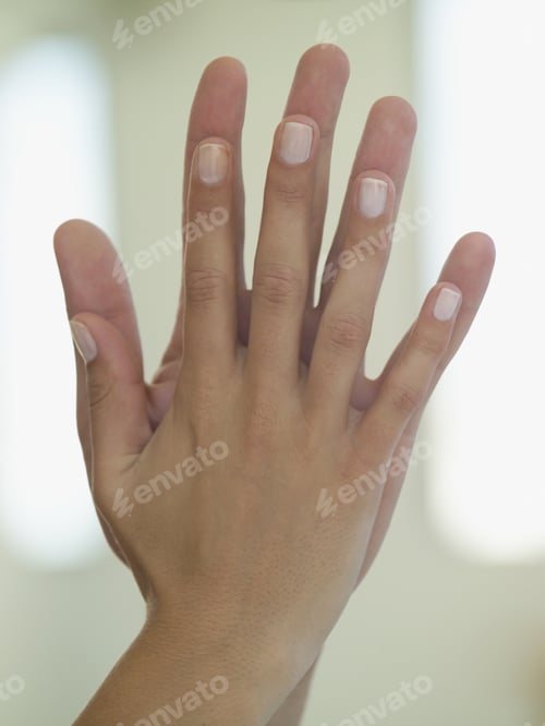 Preview: Close Up Of Couple’S Hands Touching