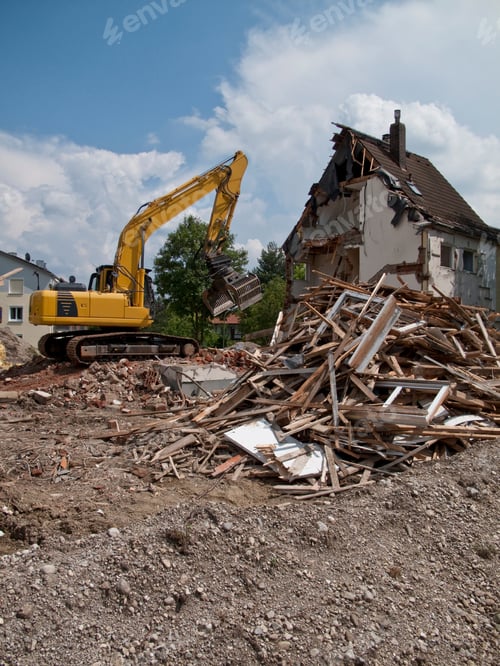 Preview: Demolishing A Building In Worthsee, Bavaria, Germany