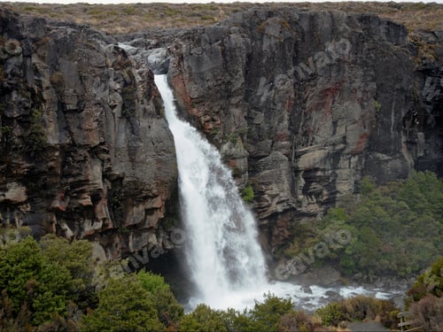 Preview: Taranaki Falls, Tongariro National Park, North Island, New Zealand