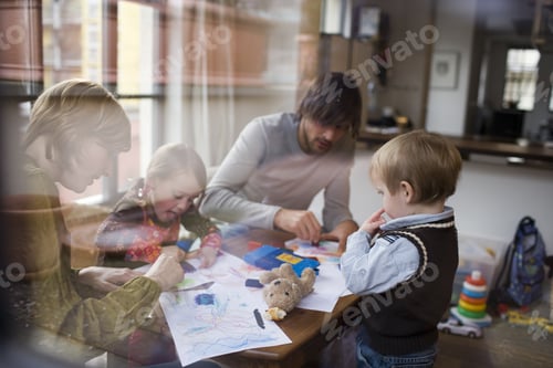 Preview: Parents And Young Children Coloring