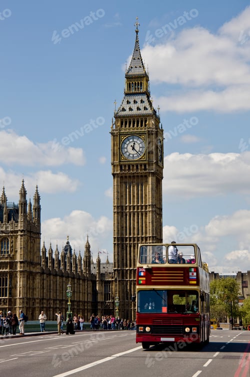 Preview: A Tourist Bus On Westminster Bridge By Big Ben, London, Uk