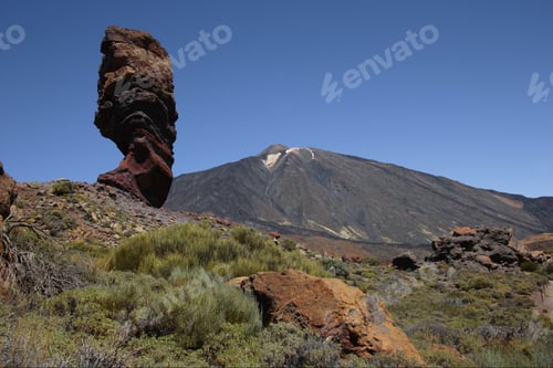 Preview: Los Roques Rock Formation In Front Of Mount Teide, Teide National Park, Tenerife, Canary Islands