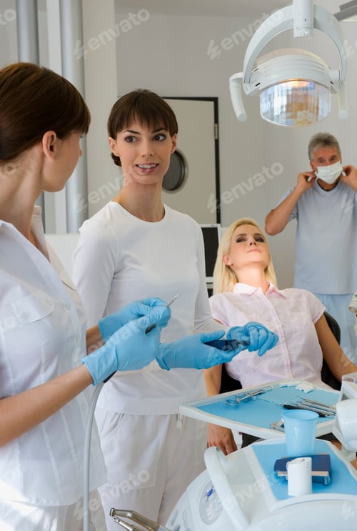 Preview: Patient Waiting For Treatment In Dentist'S Office
