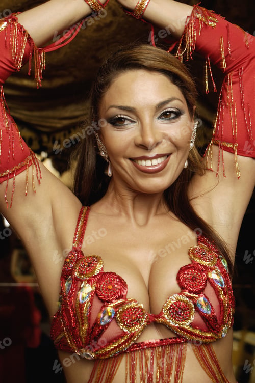 Preview: View Of A Young Woman Bellydancing