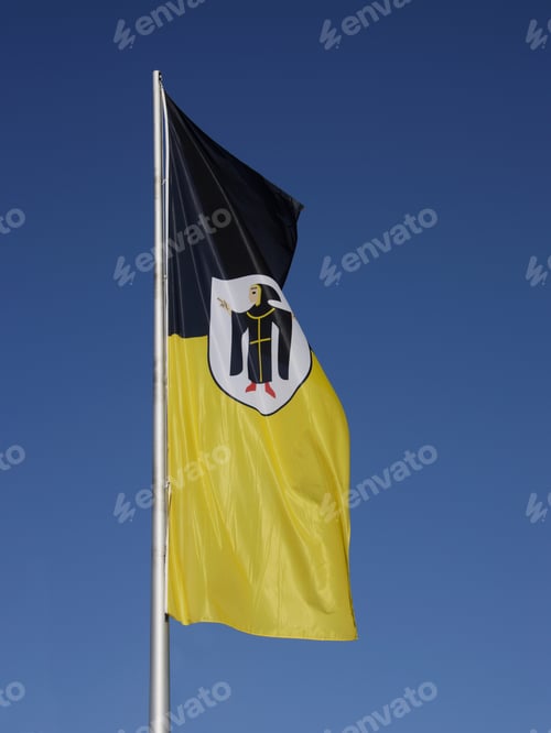 Preview: Flag With Munchner Kindl, Munich Crest, Bavaria, Germany
