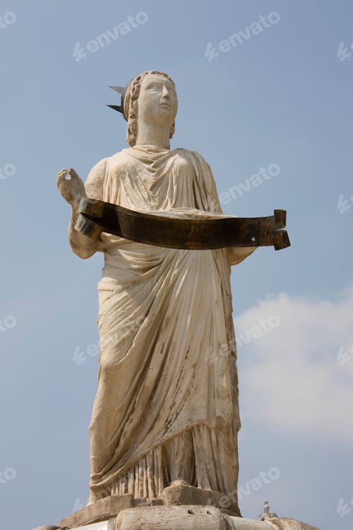 Preview: Sculpture On Top Of Fountain Of Piazza Delle Erbe, Verona, Veneto, Italy, Madonna Verona