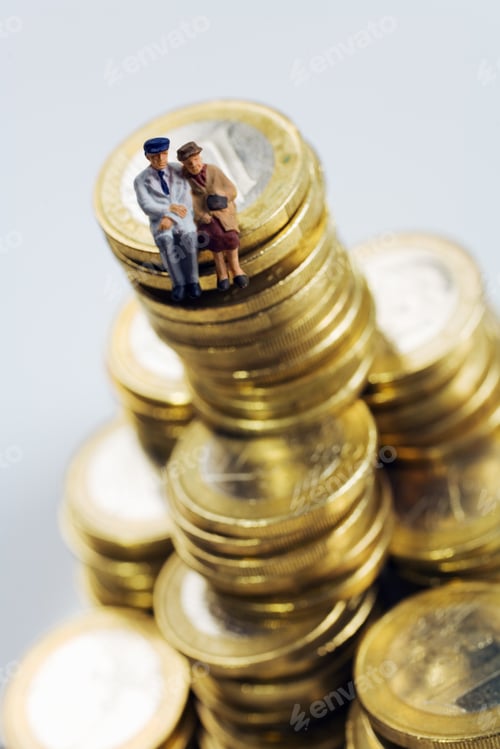 Preview: Senior Couple Figurines On Stack Of One Euro Coins