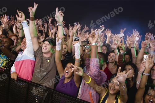 Preview: Fans Screaming And Cheering Behind Fence