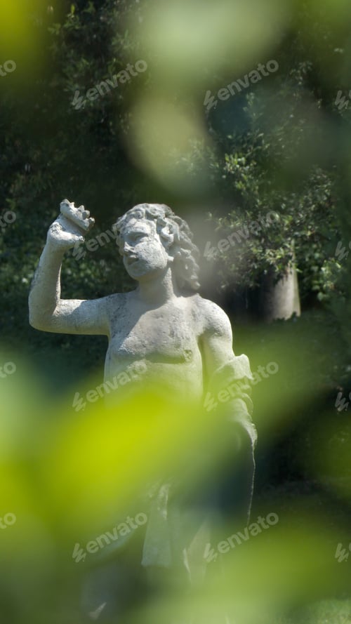 Preview: Statue In Giardino Giusti, Verona, Italy
