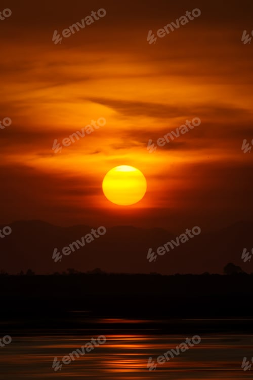Preview: Big Sun In Sunset Sky On The Lake