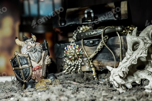 Preview: Pirate And Treasure, Columbus Day