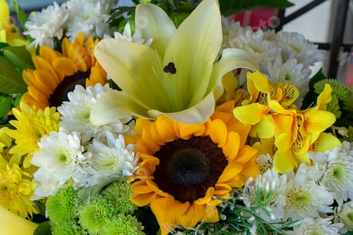 Preview: Close Up Flowers In The Wedding Background