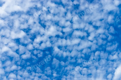 Vorschau: Weiße Wolke am Himmel mit blauem Himmel
