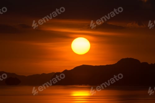 Preview: Sunset Sky And Cloud On The Lake.