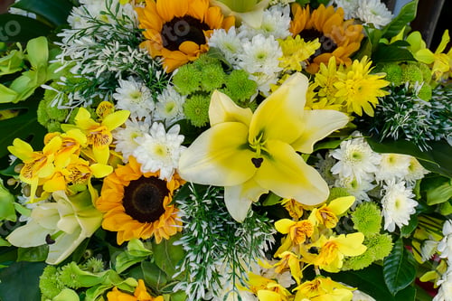 Preview: Close Up Flowers In The Wedding Background