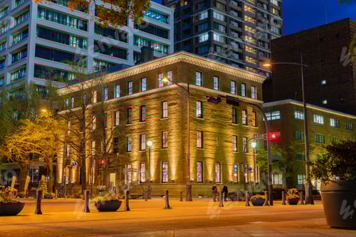 Preview: Crossing In Front Of Yokohama Park (In Front Of The Former Kanto Finance Bureau)