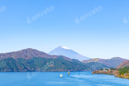 Preview: Ashinoko In Hakone Town, Kanagawa Prefecture In Autumn