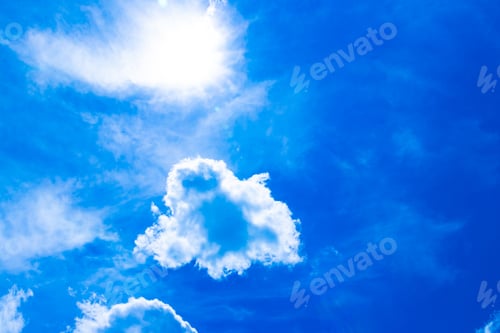 Preview: The Blue Sky Of Early Summer
