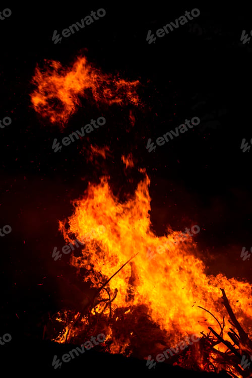 Preview: The Movement Of The Flames In The Dark