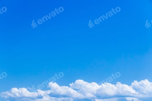 Preview: The Blue Sky Of Early Summer