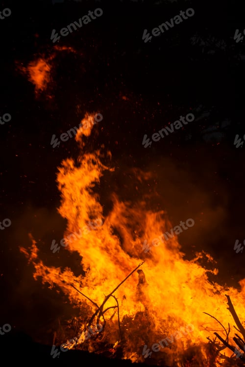 Preview: The Movement Of The Wildfire On The Ground.