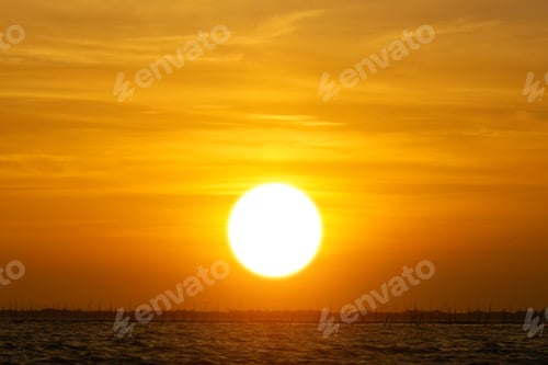 Preview: Sunset To Twilight At The Lake., Thailand.