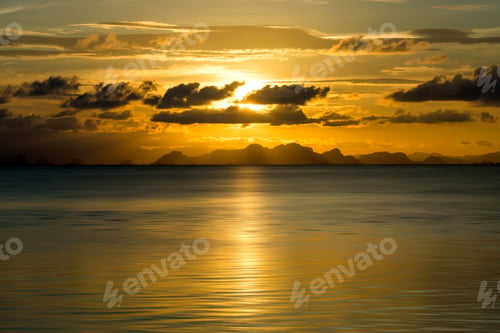 Preview: Sunset Sky On The Lake