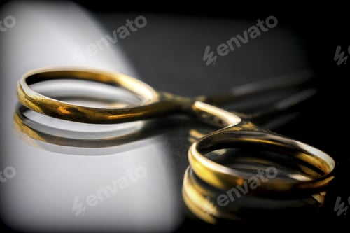 Preview: Several Scissors Operating Theater Aligned