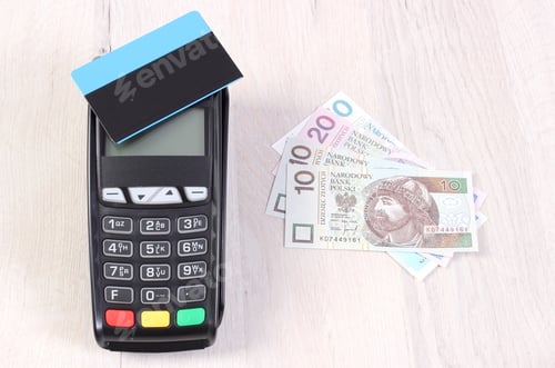 Preview: Payment Terminal With Contactless Credit Card And Polish Currency, Choice Between Cashless Or Cash