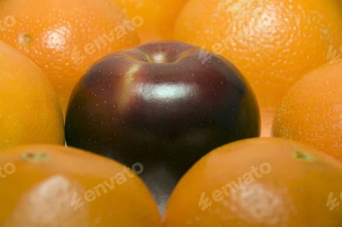Preview: Apple Among Oranges