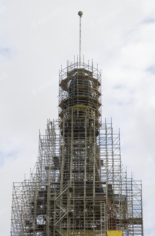 Preview: Top Of Skyscraper Under Construction