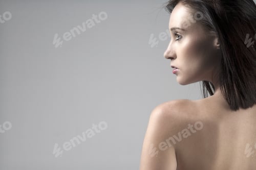 Preview: Woman Profile with Shoulder Posing in Studio