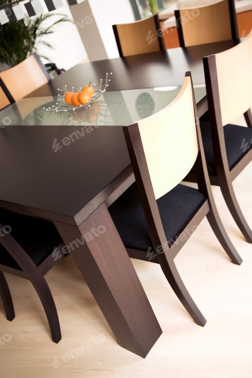 Vista previa: Modern Dining Table In An Stylish House