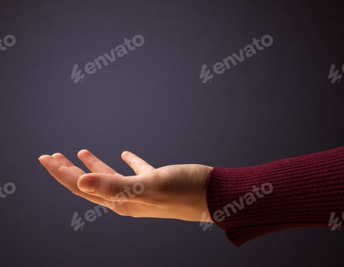 Preview: Woman Presenting Empty Space