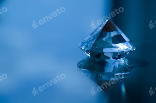 Preview: Anniversary Crystal On Tabletop