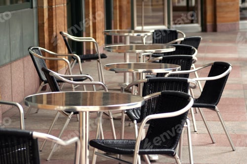 Preview: Corporate Coffee Tables