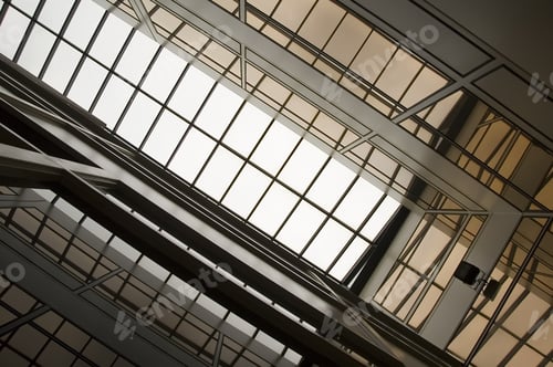 Preview: Skylight And Opposite Reflecting Walls